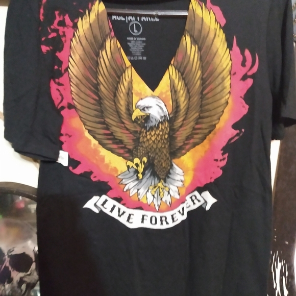 Live Forever Eagle Tee - Picture 2 of 6